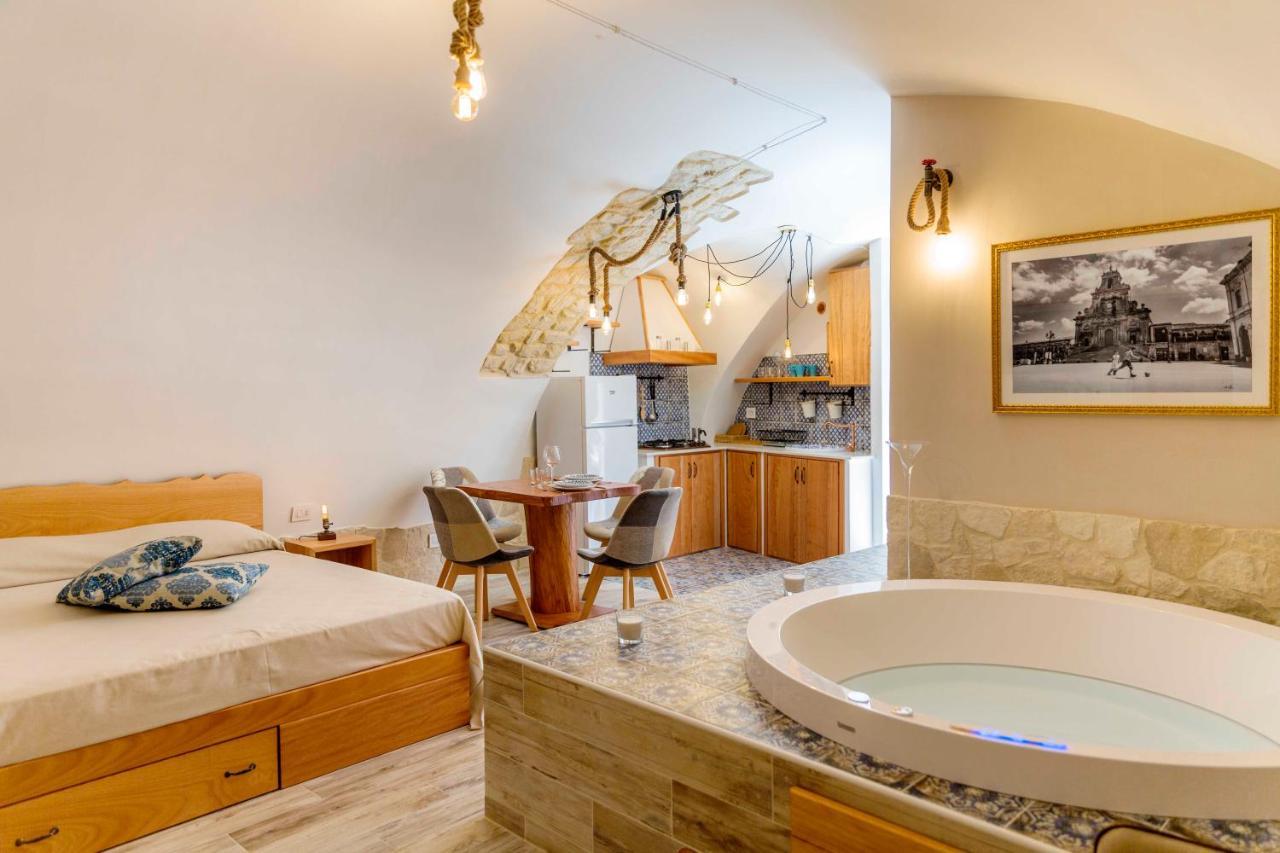 Il Galletto Viola, Luxury Room & Suite Palazzolo Acreide Luaran gambar